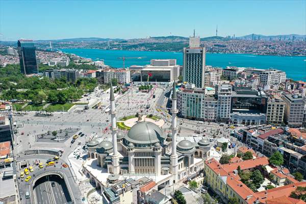 Mosque built in Istanbul's Taksim opens its doors for visitors on tomorrow