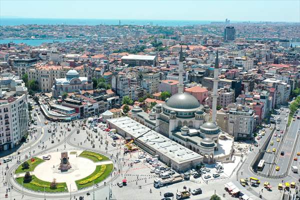 Mosque built in Istanbul's Taksim opens its doors for visitors on tomorrow