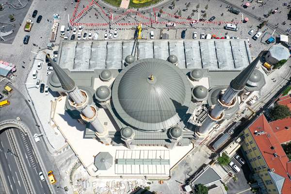 Mosque built in Istanbul's Taksim opens its doors for visitors on tomorrow