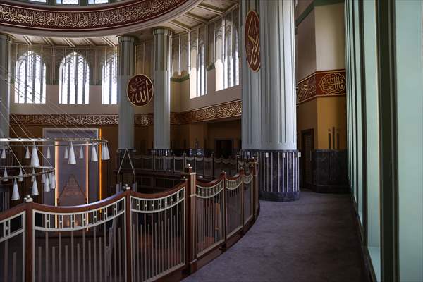 Mosque built in Istanbul's Taksim opens its doors for visitors on tomorrow