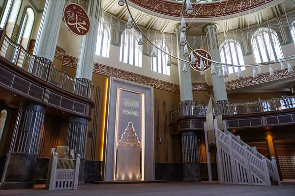 Mosque built in Istanbul's Taksim opens its doors for visitors on tomorrow