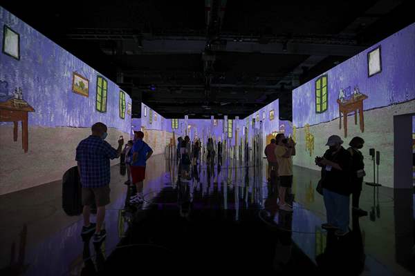 Immersive Van Gogh Exhibit opens in NYC