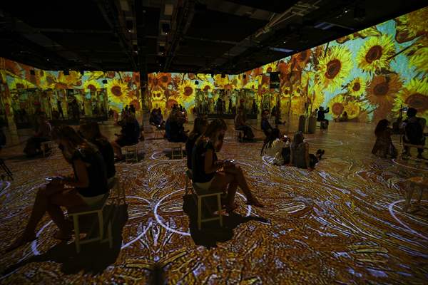 Immersive Van Gogh Exhibit opens in NYC