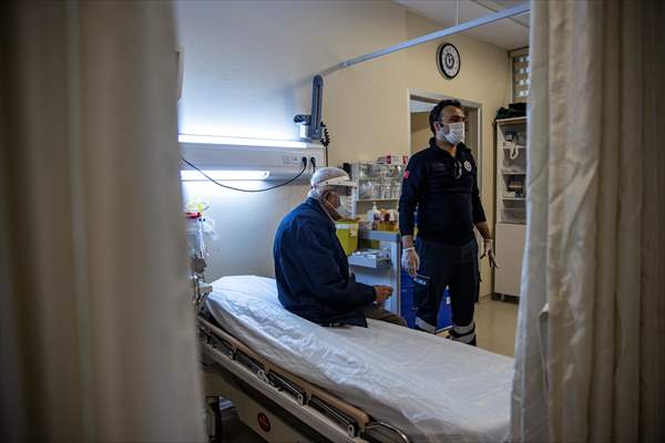 Adalardan ana karaya yaşam köprüsü: 112 deniz ambulansları