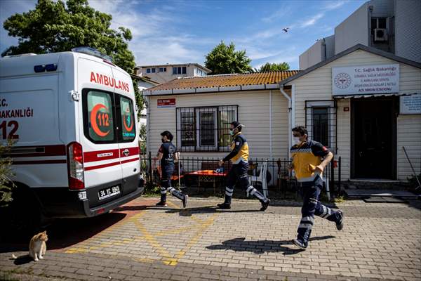 Adalardan ana karaya yaşam köprüsü: 112 deniz ambulansları
