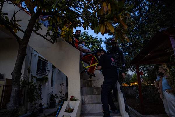 Adalardan ana karaya yaşam köprüsü: 112 deniz ambulansları