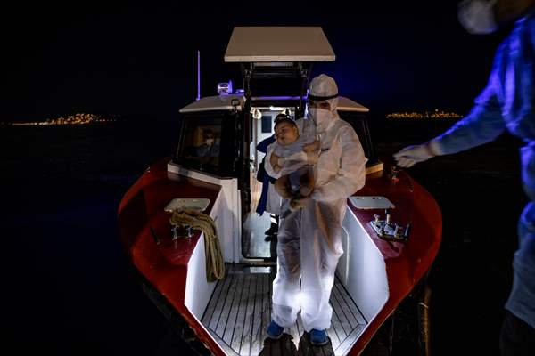 Adalardan ana karaya yaşam köprüsü: 112 deniz ambulansları