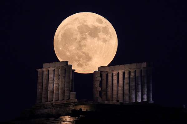 Full moon in Greece