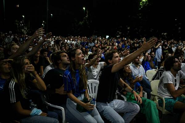 Italians celebrate the EURO 2020 trophy