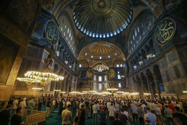 Ayasofya-i Kebir Cami-i Şerifi'nde ikinci kez Kurban Bayramı namazı eda edildi