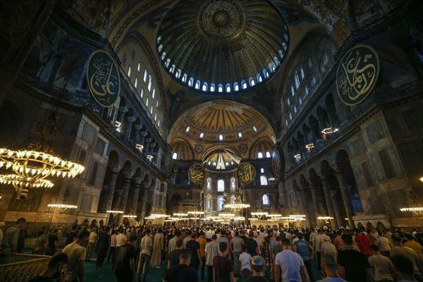 Ayasofya-i Kebir Cami-i Şerifi'nde ikinci kez Kurban Bayramı namazı eda edildi