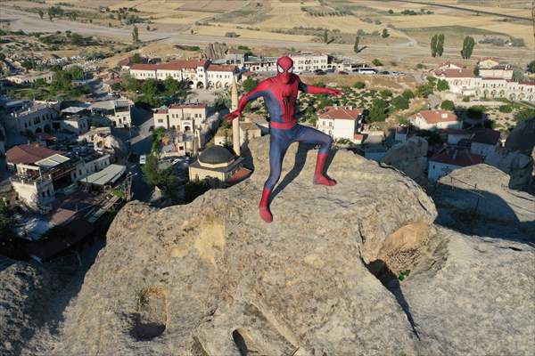 "Spider-Man" Burak Soylu in Cappadocia