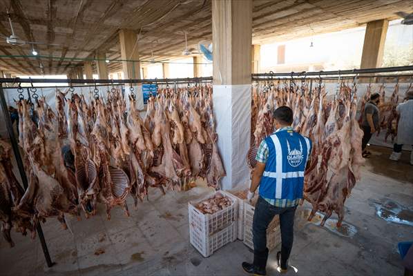 Islamic Relief Türkiye, Suriye'de 80 bin kişiye kurban eti ulaştırdı