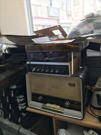 Antika radyo ve pikaplar, Arto Usta'nın elinde yarım asırdır yeniden hayat buluyor