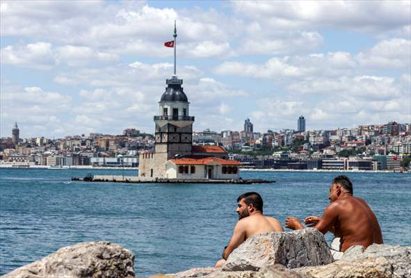 İstanbullular, bayramın son gününde de sahil, park ve bahçelerde vakit geçirdi