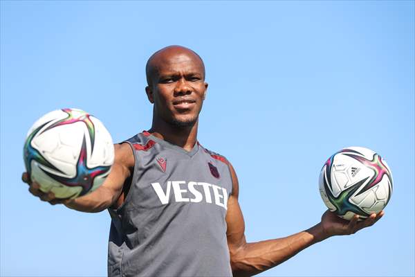 Trabzonspor'un Nijeryalı futbolcusu Nwakaeme'den yeni sezon değerlendirmesi