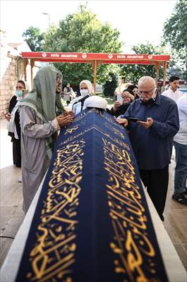 Nimetullah hoca son yolculuğuna uğurlandı