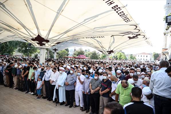 Nimetullah hoca son yolculuğuna uğurlandı