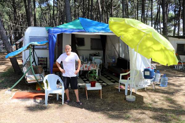 Saros'ta otel ve yazlıklara alternatif tatil: Çadır kampı