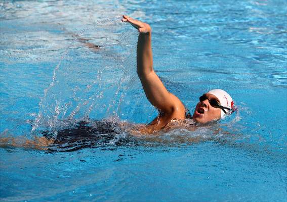 Günde 8 kilometre yüzen otizimli Artun, kulaçlarını milli forma için atıyor