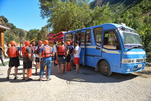"Munzur Çayı" rafting tutkunları için çekim alanı oldu