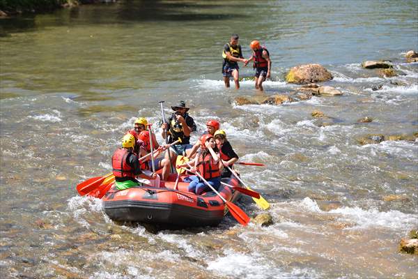 "Munzur Çayı" rafting tutkunları için çekim alanı oldu