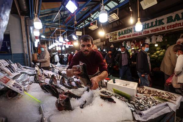 Fish market in Ankara after the beginning of fishing season