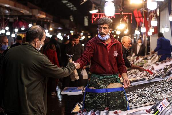 Fish market in Ankara after the beginning of fishing season