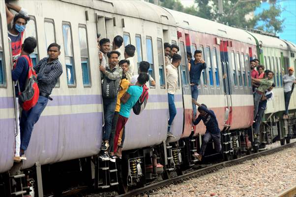 Railway stations in India during pandemic