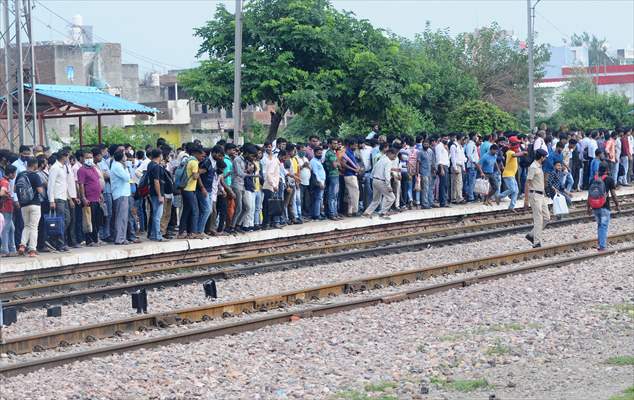 Railway stations in India during pandemic