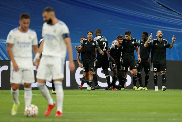 Real Madrid v Sheriff - UEFA Champions League