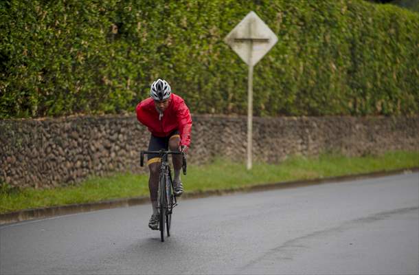 Juan Carlos Torres; from photojournalist to para-cyclist in Cali