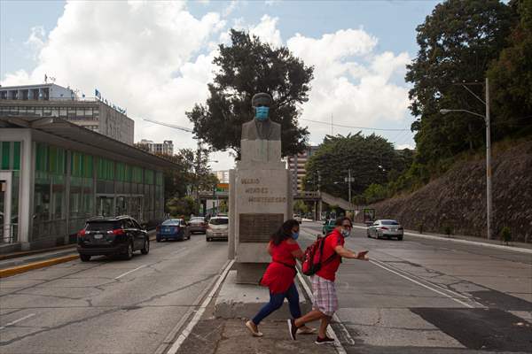 Campaign in Guatemala to raise awareness for COVID-19 pandemic