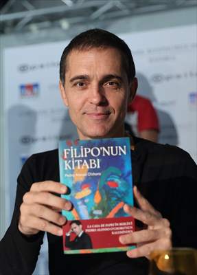 O'Choro, the Berlin character of the TV series "La Casa de Papel" in Istanbul