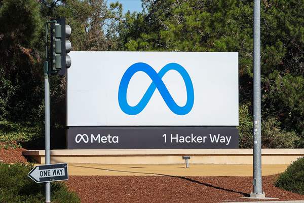Facebook changes its company name to Meta