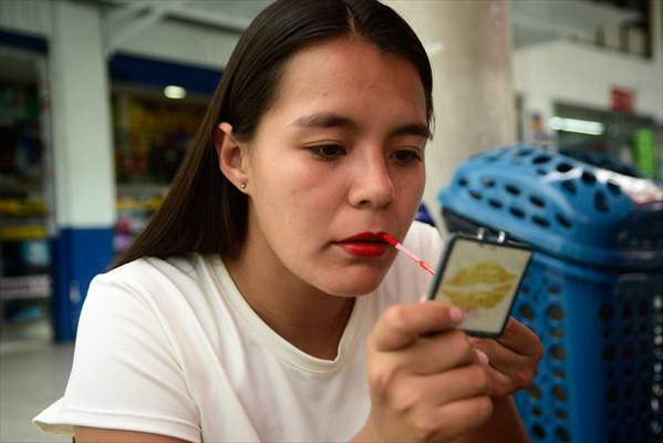 Maria Jose pay university bill with freestyle football