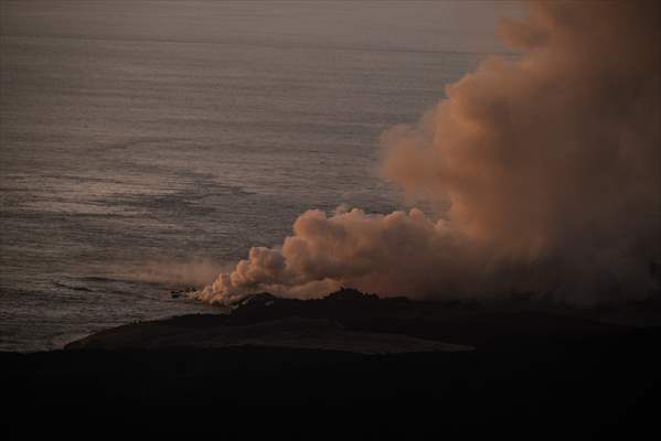 Cumbre Vieja volcano erupts in Spanish Canary Island of La Palma