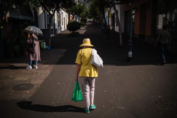Cumbre Vieja volcano erupts in Spanish Canary Island of La Palma
