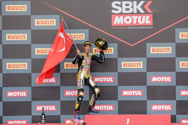 Toprak Razgatlioglu wins 2021 Superbike World Championship