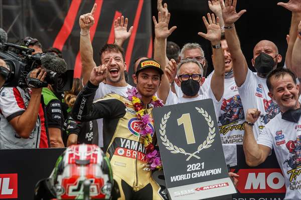 Toprak Razgatlioglu wins 2021 Superbike World Championship