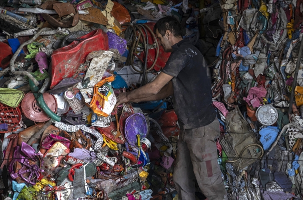 Recycling journey of plastic wastes in Istanbul