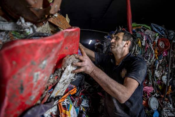 Recycling journey of plastic wastes in Istanbul