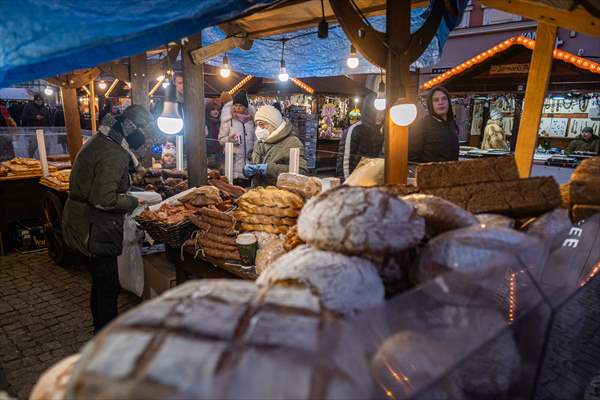 Wroclaw christmas market operates as Covid infections rage in Poland