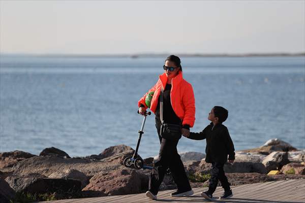 People enjoy sunny winter day in Izmir