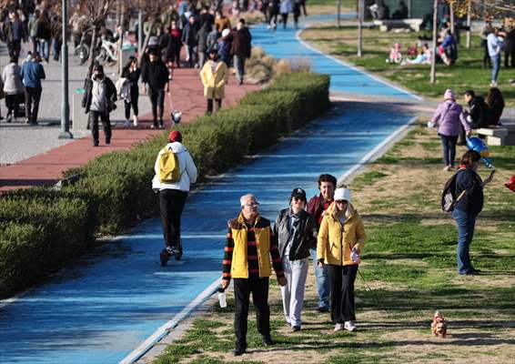 People enjoy sunny winter day in Izmir