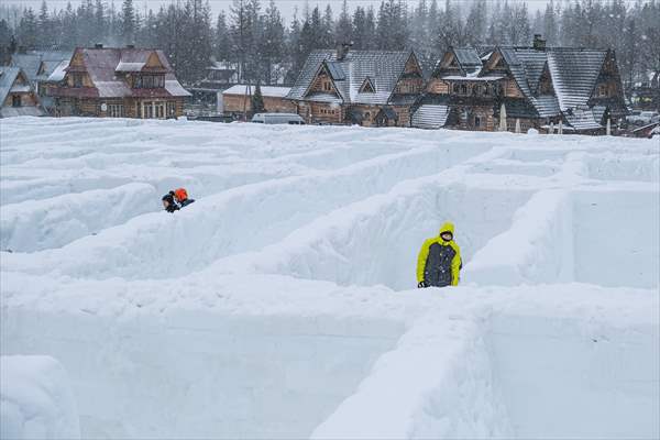 Biggest snow maze in the world goes ahead amid Omicron spread in