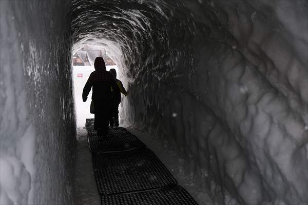 Biggest snow maze in the world goes ahead amid Omicron spread in