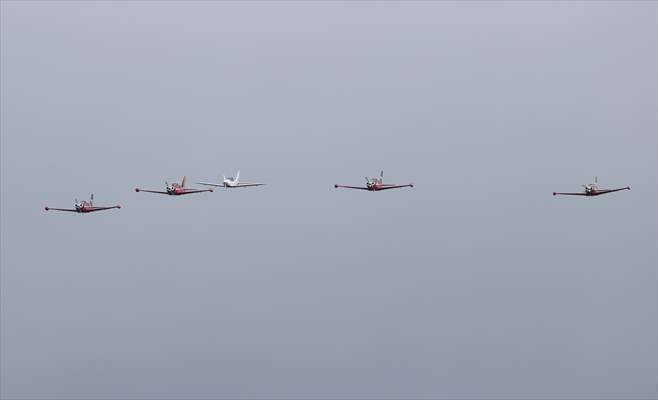 19-year-old woman pilot Zara Rutherford sets record for solo global flight