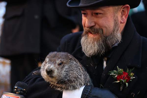 Groundhog Day 2022: Punxsutawney Phil says 6 more weeks winter