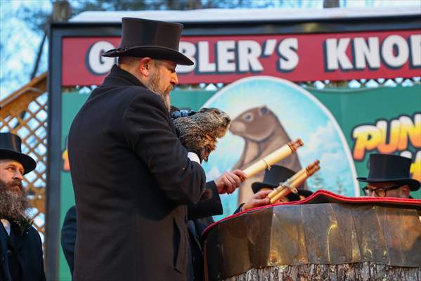 Groundhog Day 2022: Punxsutawney Phil says 6 more weeks winter